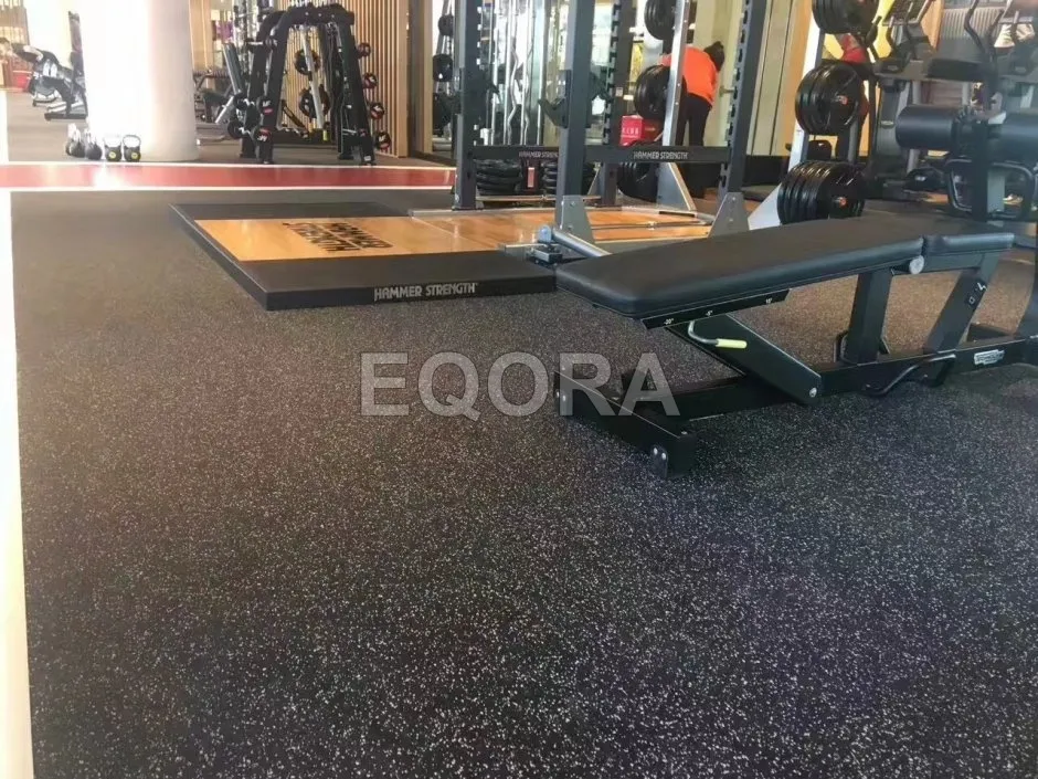 Резиновые рулонные покрытия для спортивных залов из крошки в Мокроусовом